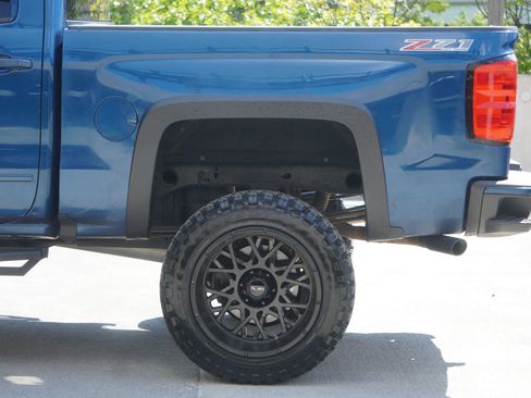 Used 2017 Chevrolet Silverado 1500 LT w/ All Star Edition AWD/4WD image 25