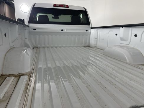 Used 2024 GMC Sierra 2500 SLE w/ SLE Convenience Package image 24