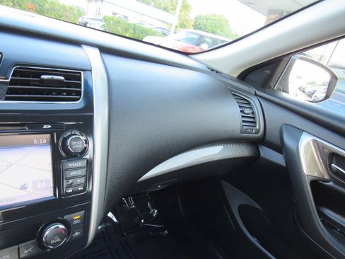 Used 2014 Nissan Altima 2.5 SL w/ Technology Package FWD image 20