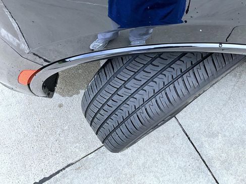 Used 2023 Dodge Durango GT image 24