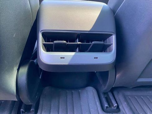 Used 2023 Tesla Model 3 Performance AWD/4WD image 25