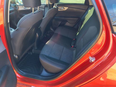 Used 2022 Kia Forte LXS image 11