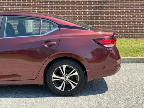 Used 2021 Nissan Sentra SV FWD image 7