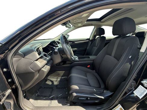 Used 2020 Honda Civic EX image 9