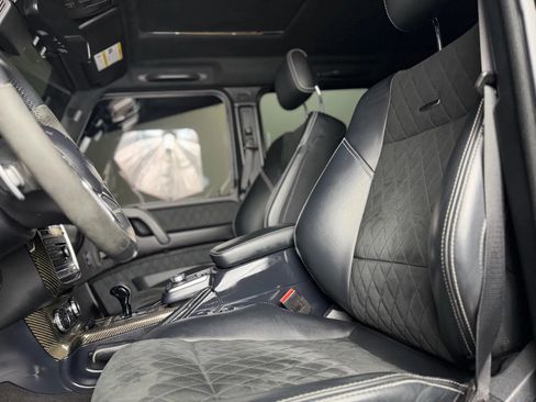 Used 2018 Mercedes-Benz G 550 Squared image 14
