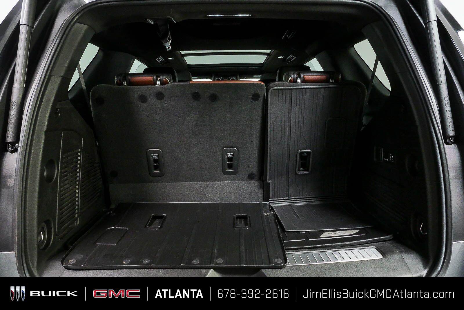 Certified 2023 GMC Yukon Denali Ultimate w/ LPO, Floor Liner Package AWD/4WD image 31