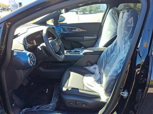 New 2026 Chevrolet Equinox EV LT w/ Convenience Package II image 6