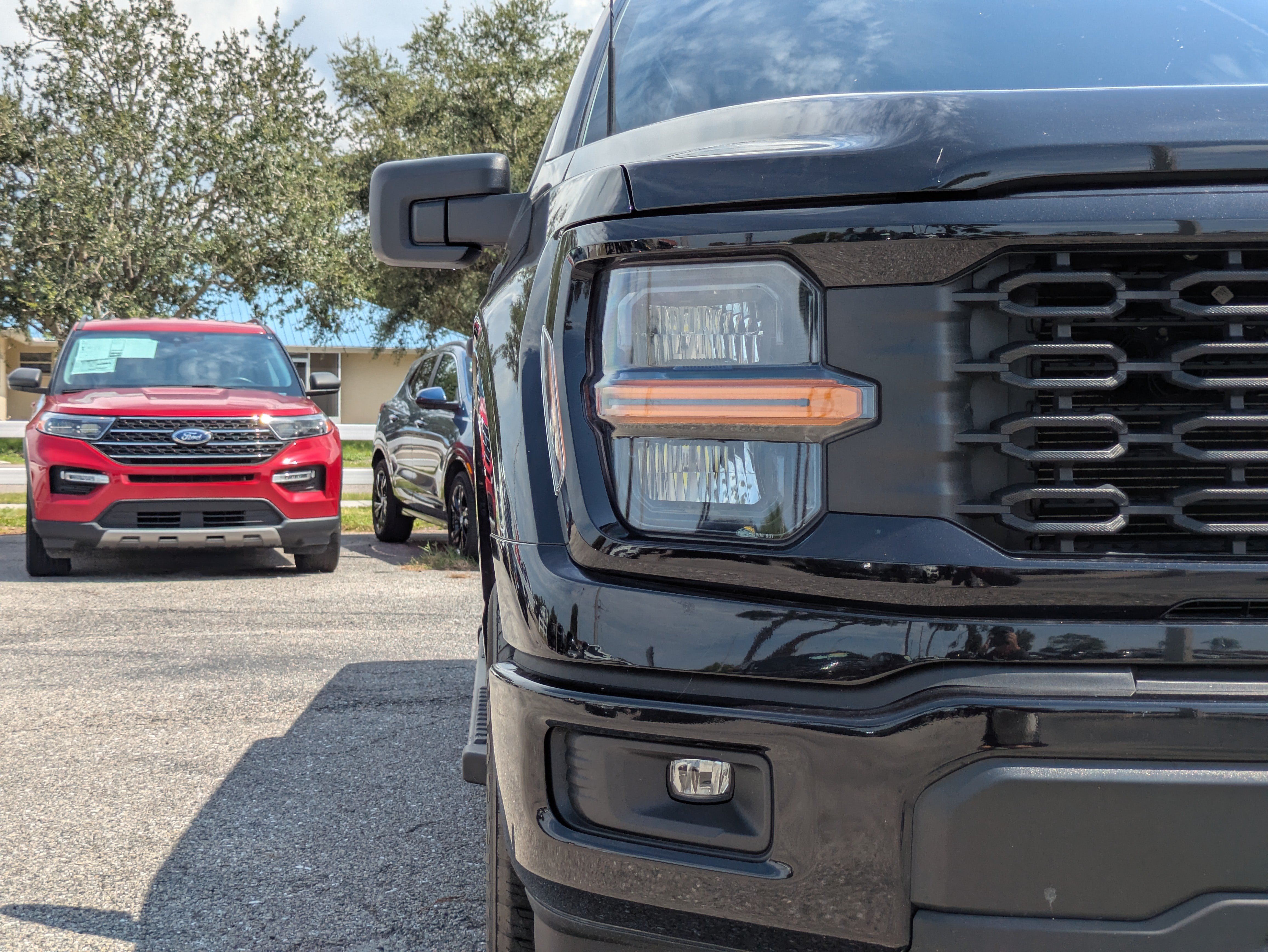 Used 2025 Ford F150 STX w/ STX Black Appearance Package RWD image 10