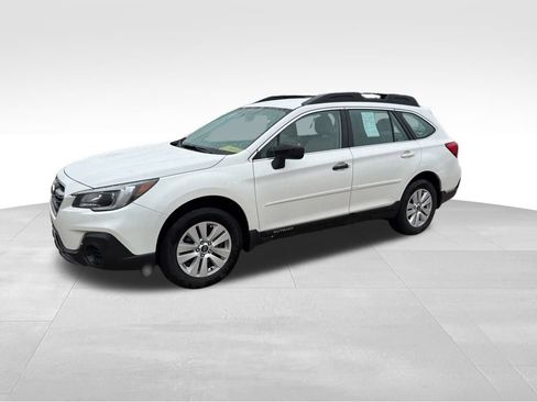 Used 2018 Subaru Outback 2.5i image 10