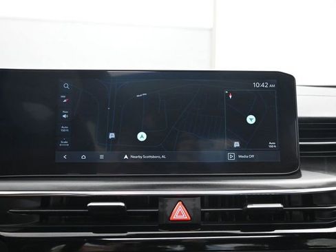 Used 2025 Kia K5 GT-Line w/ GT-Line Premium Package FWD image 16