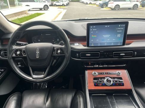 Used 2023 Lincoln Aviator Reserve w/ Equipment Group 201A AWD/4WD image 18