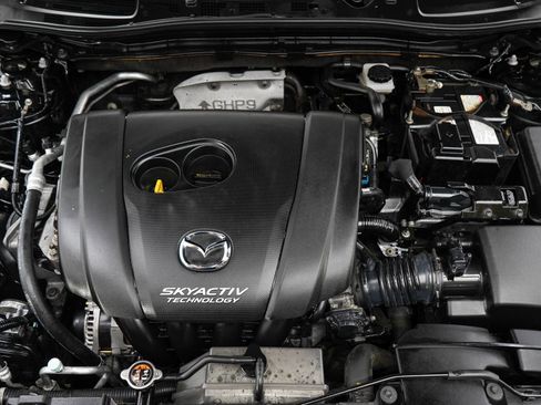 Used 2014 MAZDA MAZDA3 s Grand Touring w/ Technology Package FWD image 31