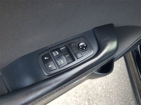 Used 2021 Dodge Challenger R/T Scat Pack w/ Dynamics Package image 9