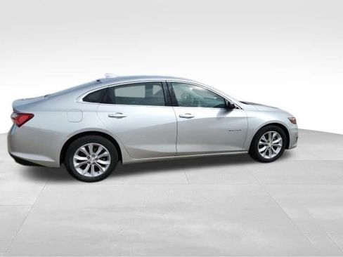 Used 2019 Chevrolet Malibu LT image 8