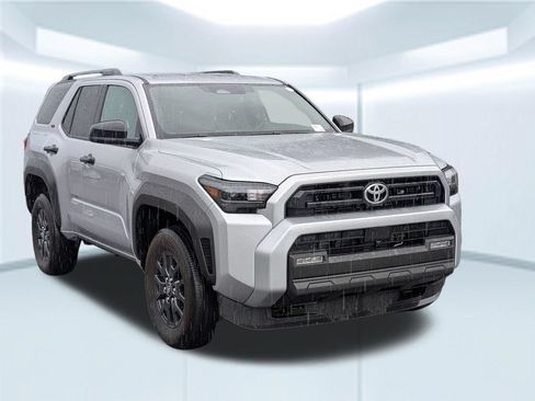 Used 2026 Toyota 4Runner SR5 AWD/4WD image 8
