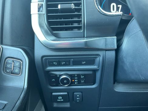 Used 2023 Ford F150 Lariat w/ Equipment Group 502A High AWD/4WD image 16