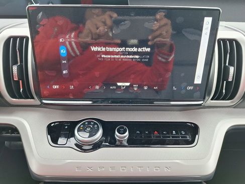 New 2025 Ford Expedition Max Active image 11