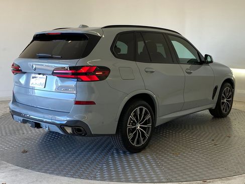 New 2026 BMW X5 xDrive40i w/ M Sport Package image 8