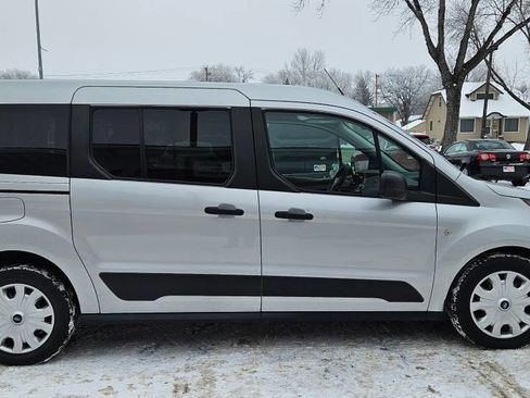 Used 2021 Ford Transit Connect XL image 4
