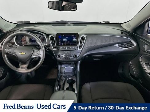Used 2023 Chevrolet Malibu LT FWD image 13