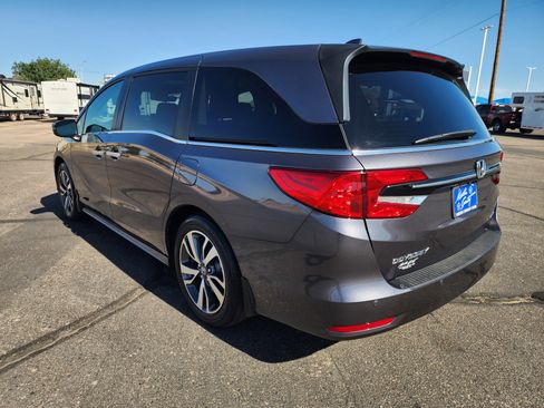 Used 2023 Honda Odyssey Touring image 6