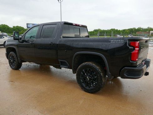 New 2026 Chevrolet Silverado 2500 LTZ w/ LTZ Plus Package AWD/4WD image 7