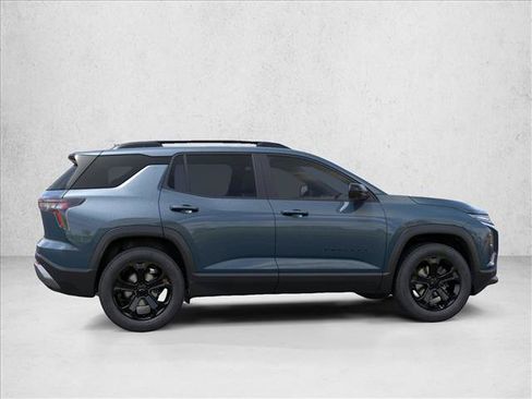 New 2026 Chevrolet Equinox LT w/ Midnight Edition FWD image 6