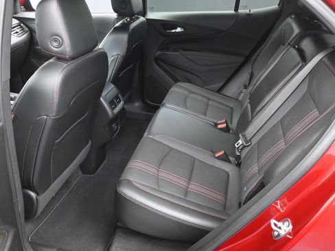 Used 2023 Chevrolet Equinox RS image 6