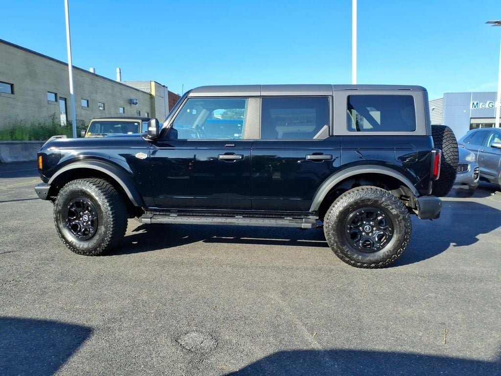 Used 2023 Ford Bronco Wildtrak AWD/4WD image 9