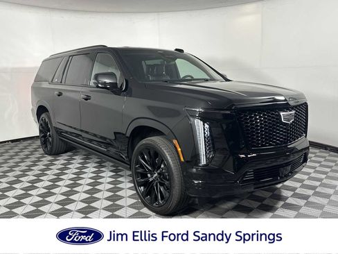 Used 2026 Cadillac Escalade ESV Platinum Sport AWD/4WD image 1