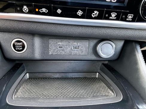 Used 2023 Nissan Rogue SL AWD/4WD image 26