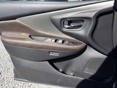 Used 2015 Nissan Murano Platinum FWD image 6