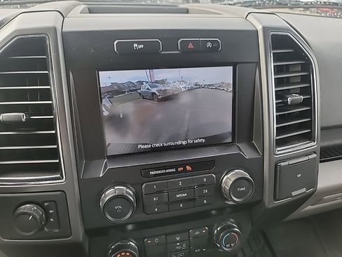 Used 2020 Ford F150 XLT w/ Equipment Group 301A Mid AWD/4WD image 17