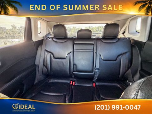 Used 2018 Jeep Compass Latitude w/ Popular Equipment Group AWD/4WD image 31