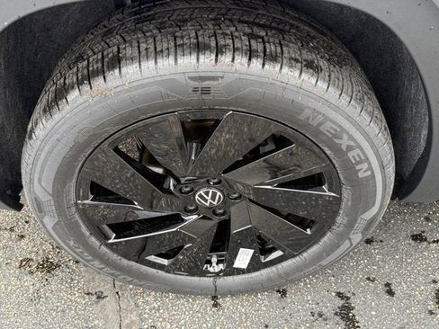 New 2026 Volkswagen Atlas SE AWD/4WD image 4