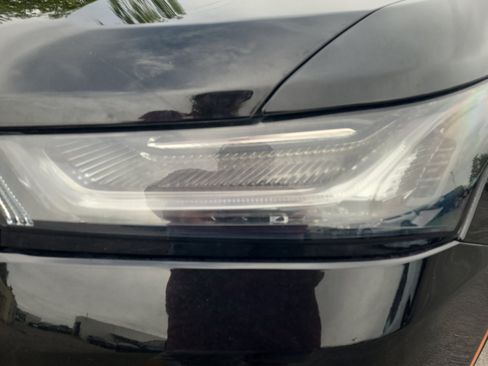 Used 2023 Chevrolet Traverse Premier w/ Redline Edition AWD/4WD image 7