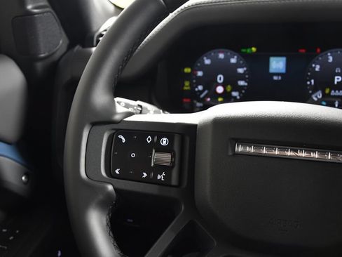 New 2026 Land Rover Defender 110 X-Dynamic SE AWD/4WD image 29