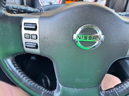 Used 2010 Nissan Titan PRO-4X AWD/4WD image 28