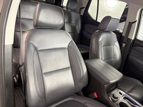 Used 2018 Chevrolet Traverse LT FWD image 26