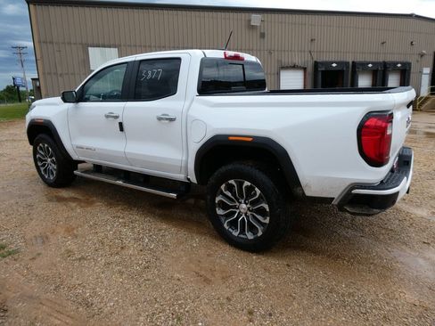 New 2026 GMC Canyon Denali AWD/4WD image 6