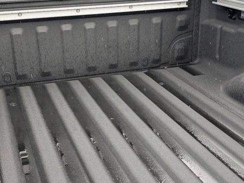 New 2026 Nissan Frontier SV w/ SV Convenience Package image 12