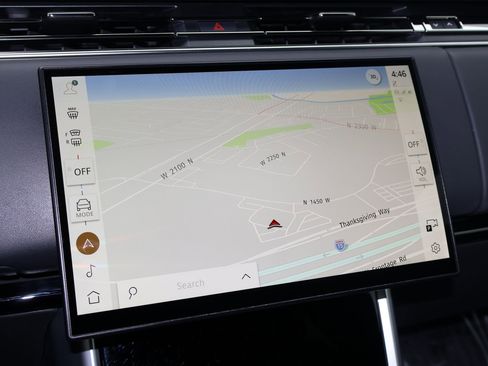 Certified 2024 Land Rover Range Rover Long Wheelbase SE image 21