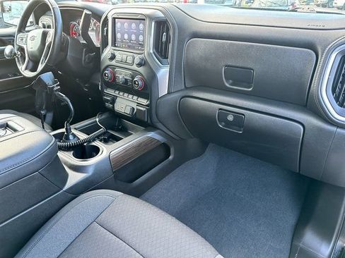 Used 2022 Chevrolet Silverado 1500 LT Trail Boss w/ Convenience Package II image 11