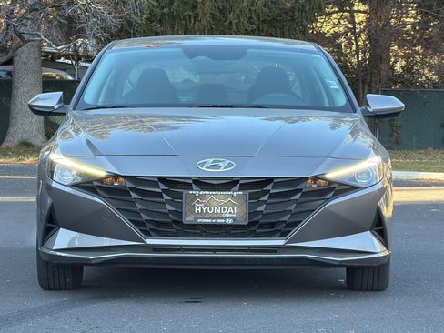 Used 2023 Hyundai Elantra SE image 10