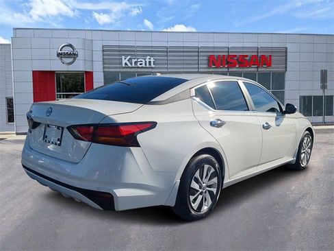 New 2025 Nissan Altima 2.5 S image 3