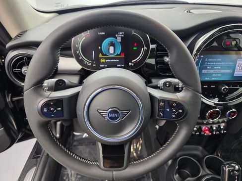 Used 2024 MINI Cooper S FWD image 16