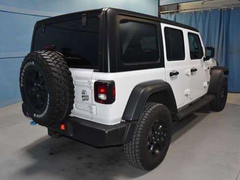 Used 2023 Jeep Wrangler Unlimited image 24