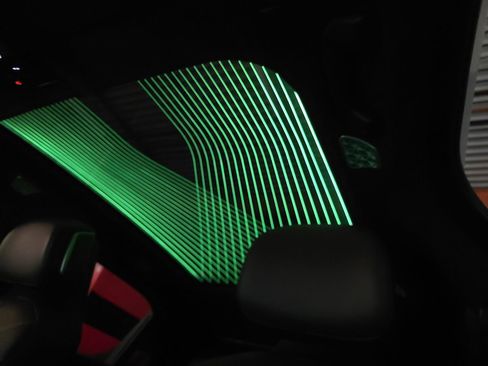 Used 2023 BMW 740i image 65