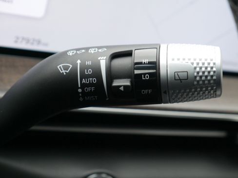 Certified 2025 Genesis GV80 3.5T Prestige image 31