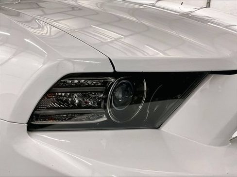 Used 2014 Ford Mustang Premium RWD image 27